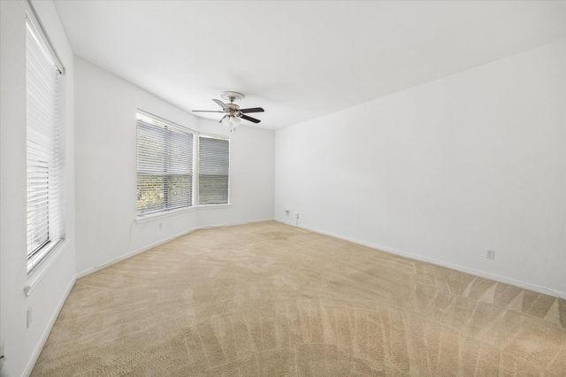 5200 Weslayan Street 208, Houston, TX 77005