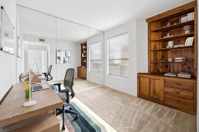 5200 Weslayan Street 208, Houston, TX 77005