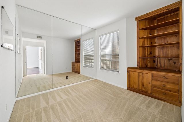 5200 Weslayan Street 208, Houston, TX 77005