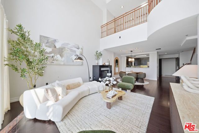 520 S Kingsley Drive PH1, Los Angeles, CA 90020