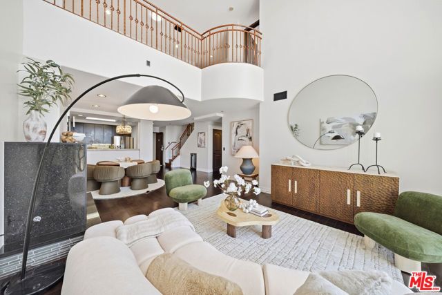 520 S Kingsley Drive PH1, Los Angeles, CA 90020