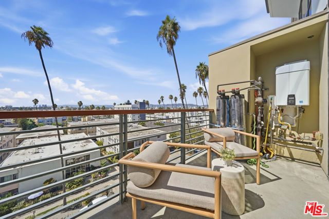 520 S Kingsley Drive PH1, Los Angeles, CA 90020