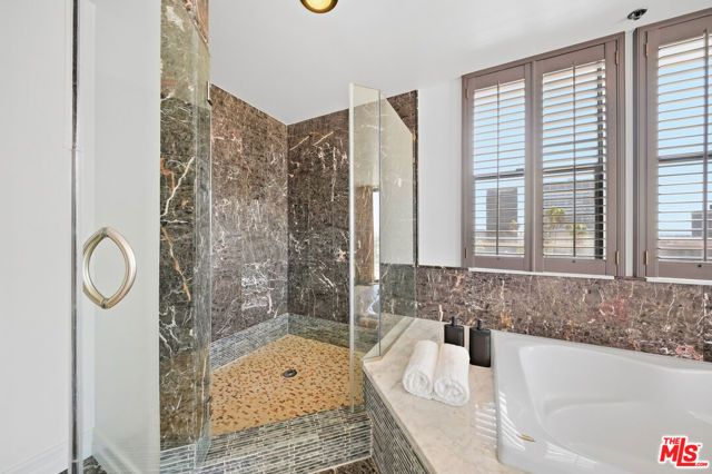 520 S Kingsley Drive PH1, Los Angeles, CA 90020