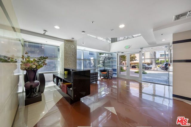 520 S Kingsley Drive PH1, Los Angeles, CA 90020