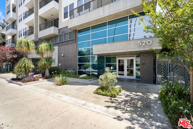 520 S Kingsley Drive PH1, Los Angeles, CA 90020