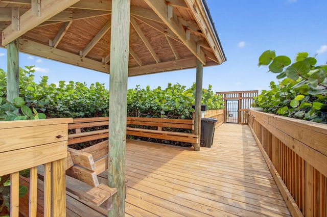 9650 S Ocean Drive 302, Jensen Beach, FL 34957