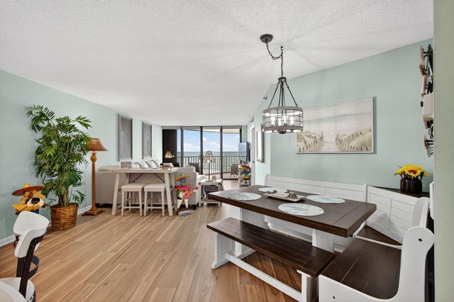 9650 S Ocean Drive 302, Jensen Beach, FL 34957