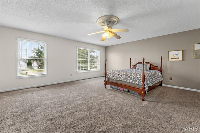 9 Amber Grain Court, Dardenne Prairie, MO 63368