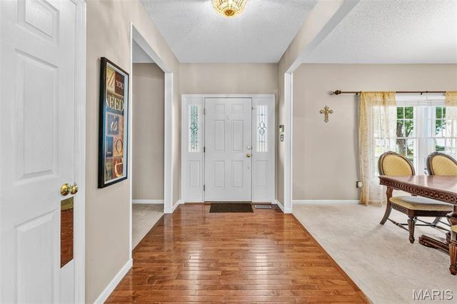 9 Amber Grain Court, Dardenne Prairie, MO 63368