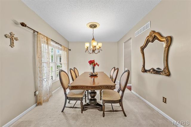 9 Amber Grain Court, Dardenne Prairie, MO 63368