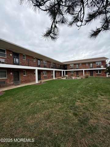 548 Ocean Boulevard 17, Long Branch, NJ 07740