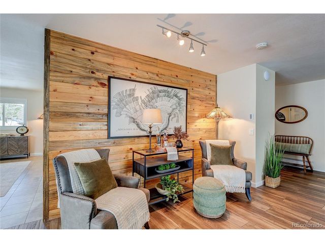 836 Vista Ln, Estes Park, CO 80517