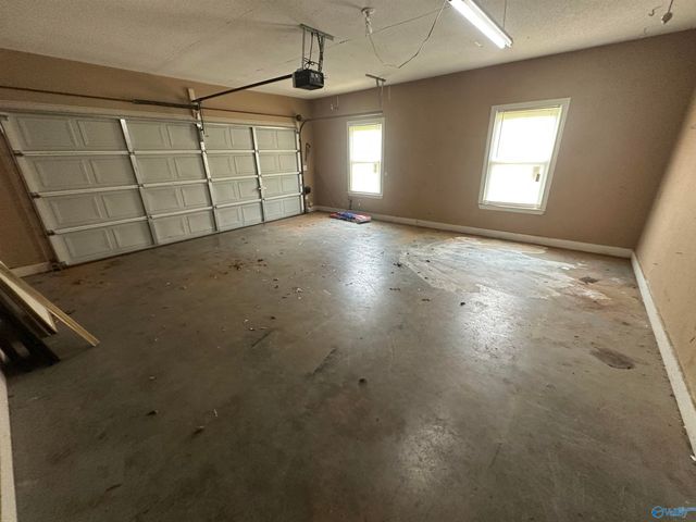 114 Silverleaf Drive, Harvest, AL 35749