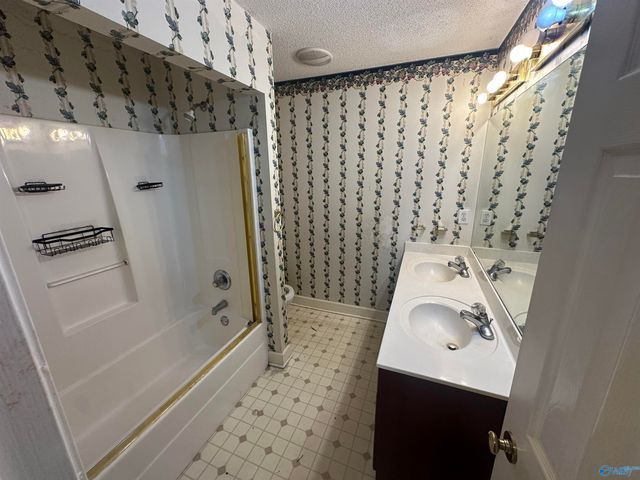 114 Silverleaf Drive, Harvest, AL 35749