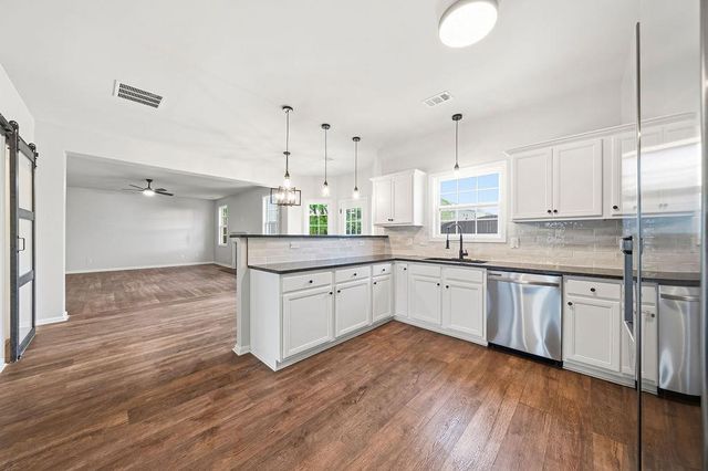 8908 Brandy Rose, Douglasville, GA 30134