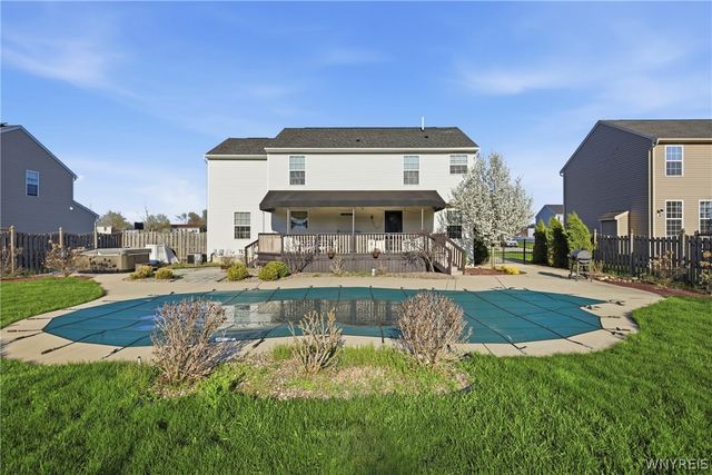 64 Park Lane, Grand Island, NY 14072