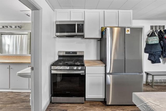 1633 Cass Avenue, Bay City, MI 48708