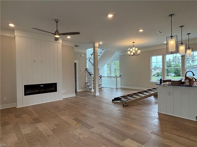 1916 McCoy Rd, Chesapeake, VA 23323