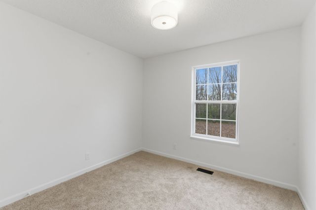 906 Spruce St, Springfield, TN 37172