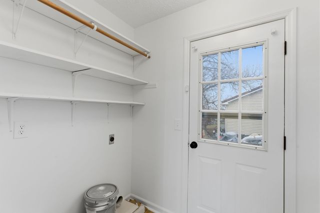 906 Spruce St, Springfield, TN 37172