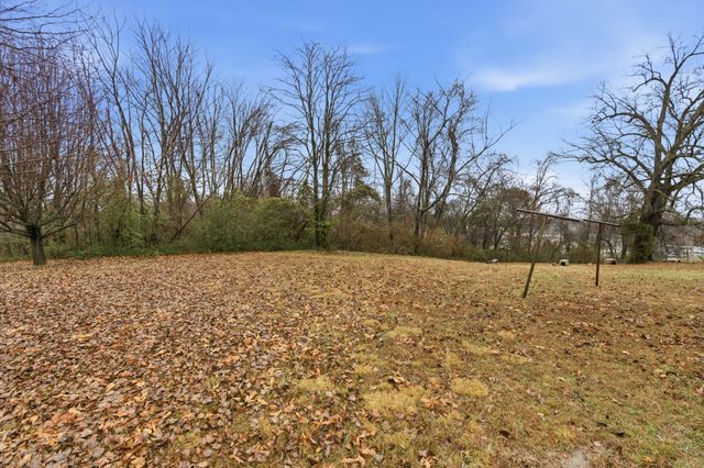 906 Spruce St, Springfield, TN 37172