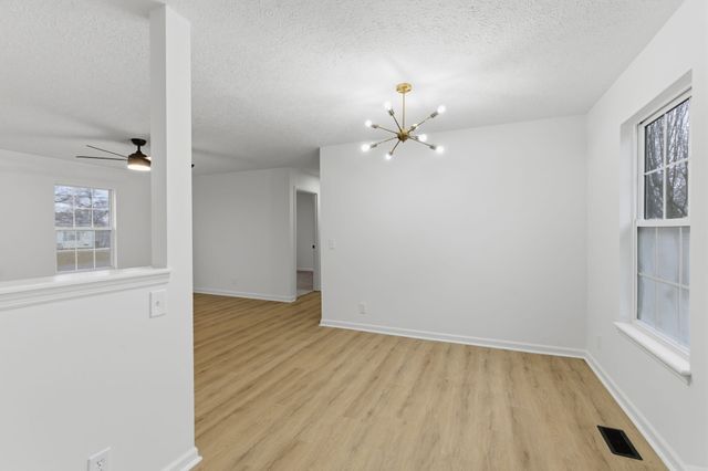 906 Spruce St, Springfield, TN 37172