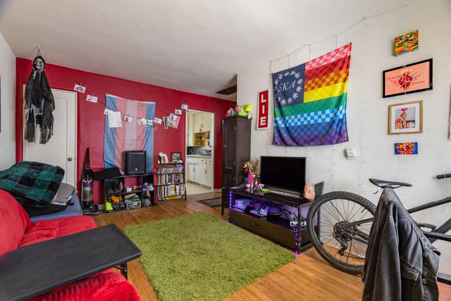 1023 FRUIT Avenue NW, Albuquerque, NM 87102