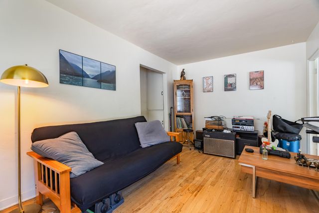 1023 FRUIT Avenue NW, Albuquerque, NM 87102