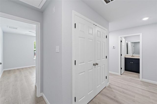 6803 Loma Vista Street A, Houston, TX 77085
