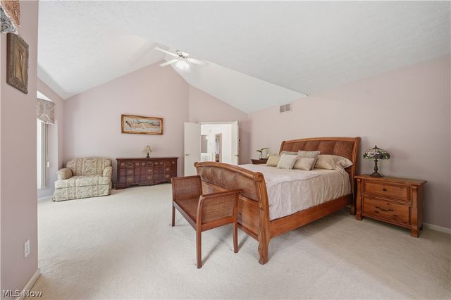 644 Clinton Lane, Highland Heights, OH 44143