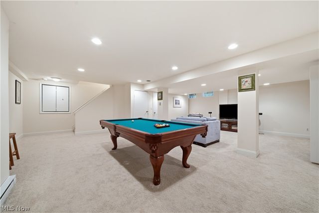 644 Clinton Lane, Highland Heights, OH 44143
