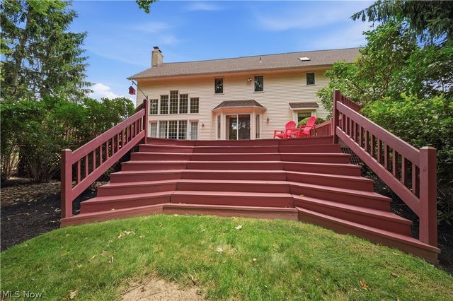 644 Clinton Lane, Highland Heights, OH 44143