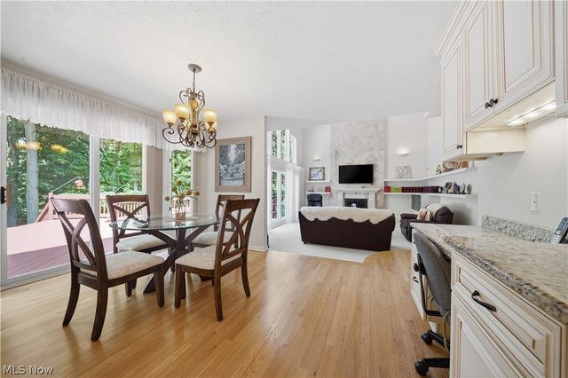 644 Clinton Lane, Highland Heights, OH 44143