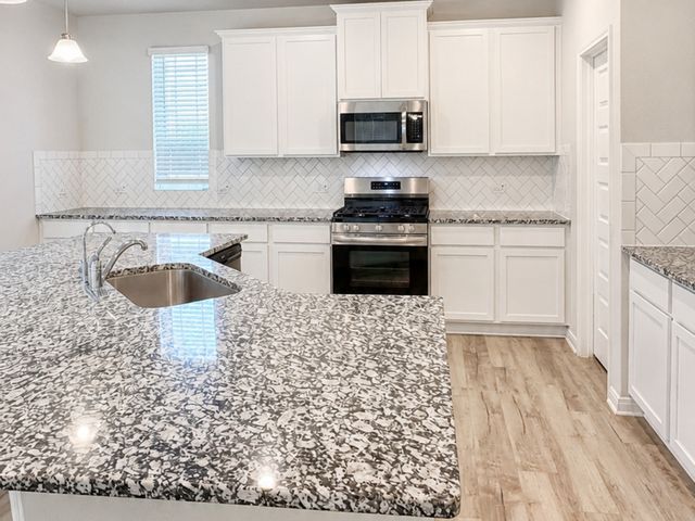 230 JORDANS EST, San Antonio, TX 78264