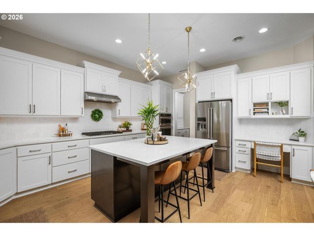 5034 Nw DEERHAVEN Ter, Portland, OR 97229