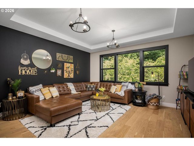 5034 Nw DEERHAVEN Ter, Portland, OR 97229