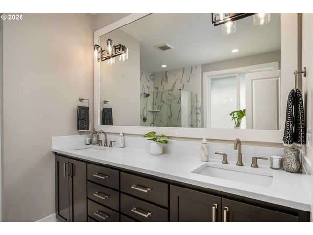 5034 Nw DEERHAVEN Ter, Portland, OR 97229