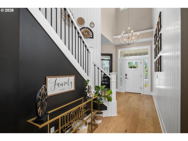 5034 Nw DEERHAVEN Ter, Portland, OR 97229