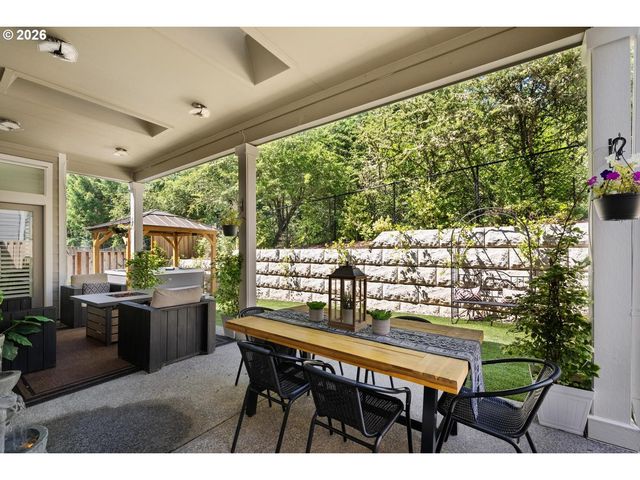 5034 Nw DEERHAVEN Ter, Portland, OR 97229