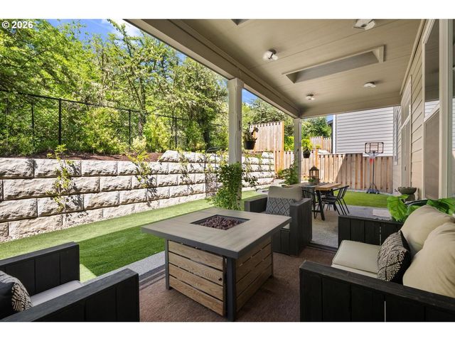 5034 Nw DEERHAVEN Ter, Portland, OR 97229