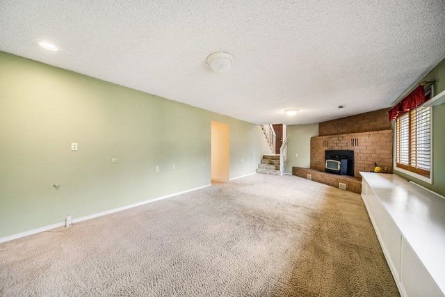 15505 N Cincinnati Dr, Spokane, WA 99208