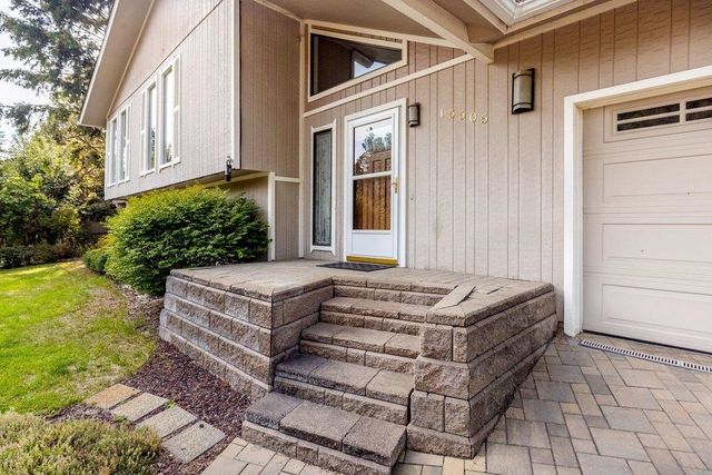 15505 N Cincinnati Dr, Spokane, WA 99208