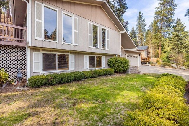 15505 N Cincinnati Dr, Spokane, WA 99208