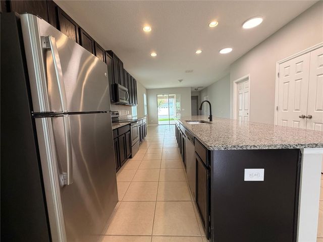 8125 GRAYCLIFF AVENUE, Winter Garden, FL 34787