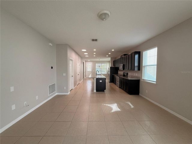 8125 GRAYCLIFF AVENUE, Winter Garden, FL 34787