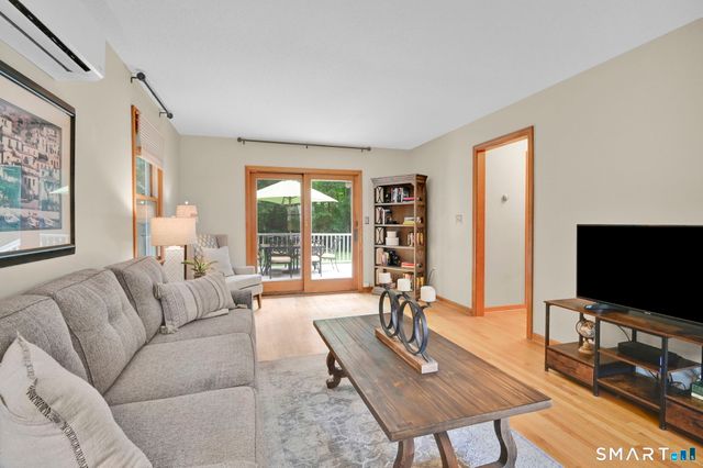 20 Florence Drive, Tolland, CT 06084