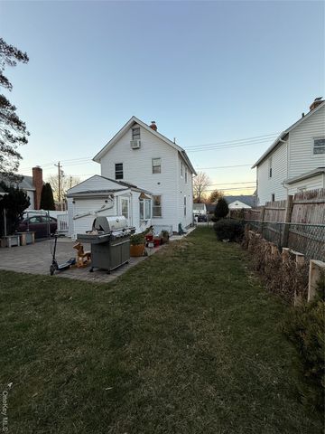 53 Valentine Street, Glen Cove, NY 11542