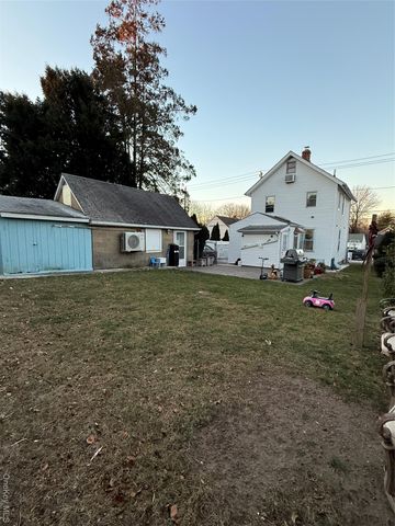 53 Valentine Street, Glen Cove, NY 11542