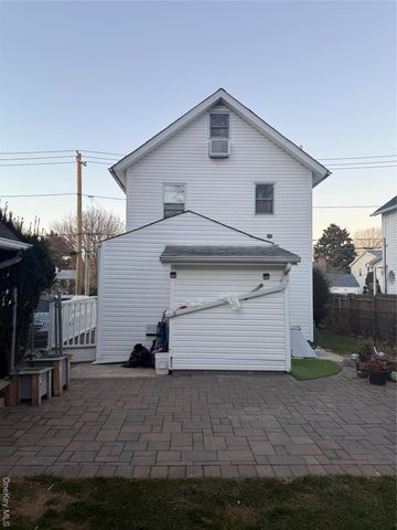 53 Valentine Street, Glen Cove, NY 11542