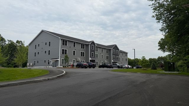 251 Sladen Street 307, Dracut, MA 01826